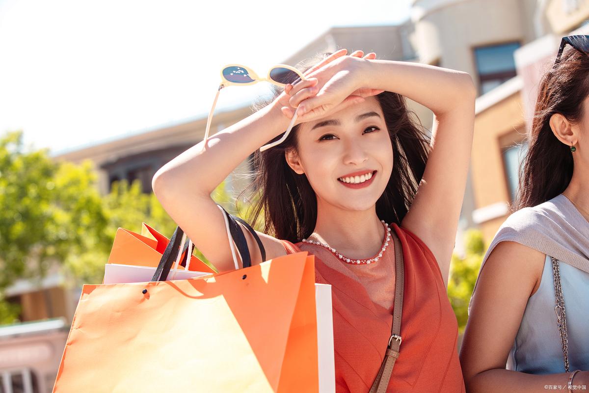 优秀女子