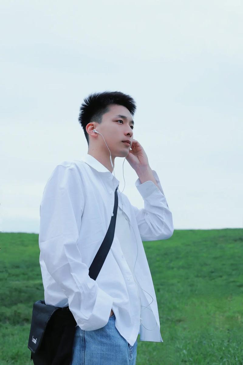 男生