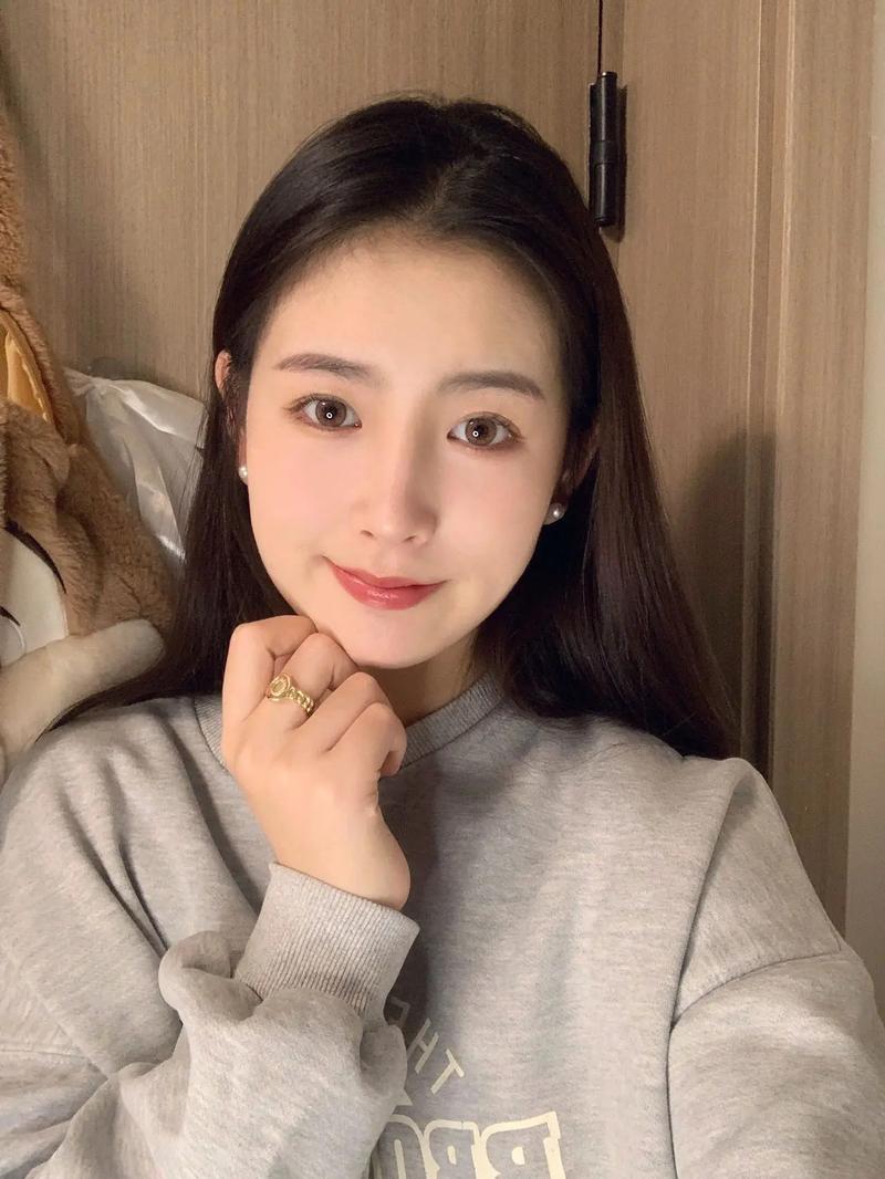 28岁女性
